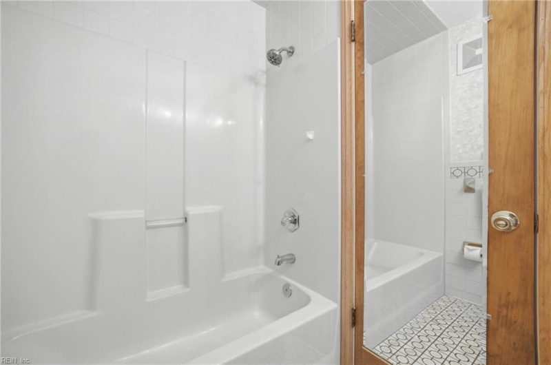 Photo 20 of 50 residential for sale in Norfolk virginia Photo 20 of 50 residential for sale in Norfolk virginia