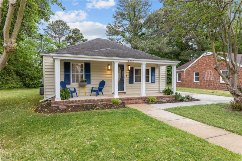 Photo 2 of 28 residential for sale in Portsmouth virginia