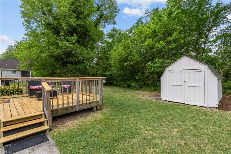 Photo 22 of 28 residential for sale in Portsmouth virginia