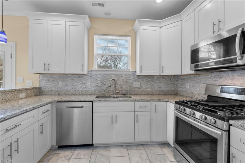 Photo 6 of 27 residential for sale in Hampton virginia
