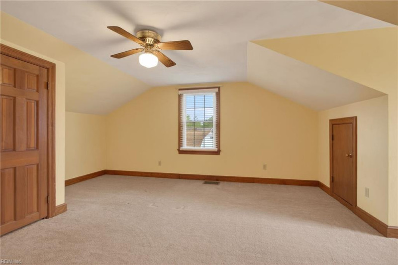 Photo 25 of 39 residential for sale in Chesapeake virginia