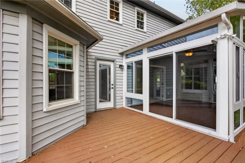 Photo 36 of 39 residential for sale in Chesapeake virginia