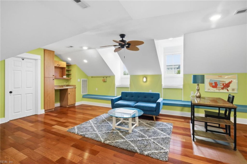 Photo 34 of 47 residential for sale in Norfolk virginia Photo 34 of 47 residential for sale in Norfolk virginia