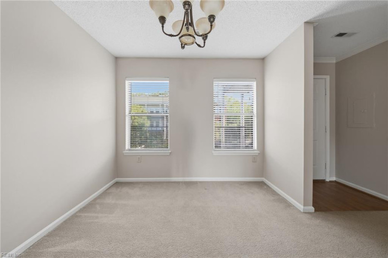 Photo 14 of 44 residential for sale in Norfolk virginia