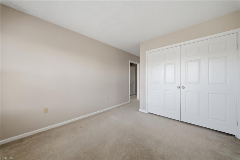 Photo 16 of 44 residential for sale in Norfolk virginia