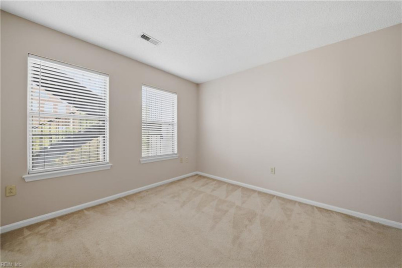 Photo 23 of 44 residential for sale in Norfolk virginia