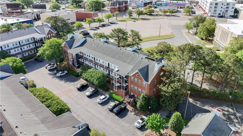Photo 30 of 44 residential for sale in Norfolk virginia