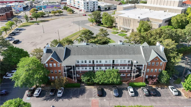 Photo 41 of 44 residential for sale in Norfolk virginia