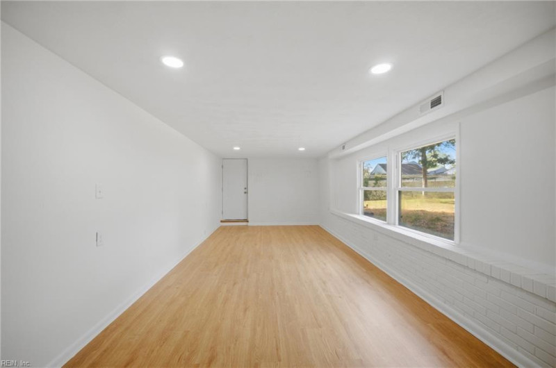 Photo 13 of 35 residential for sale in Norfolk virginia Photo 13 of 35 residential for sale in Norfolk virginia