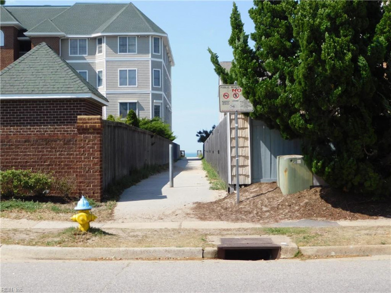 Photo 2 of 39 residential for sale in Virginia Beach virginia Photo 2 of 39 residential for sale in Virginia Beach virginia