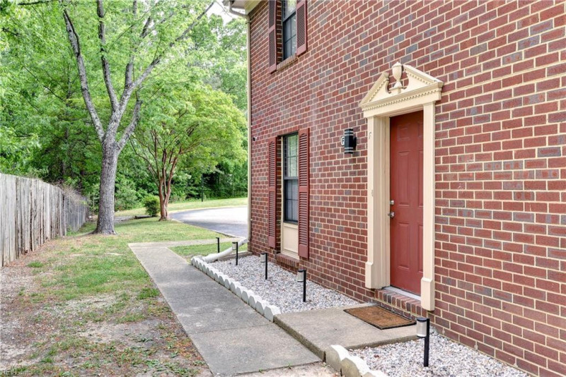Photo 4 of 23 residential for sale in Newport News virginia Photo 4 of 23 residential for sale in Newport News virginia