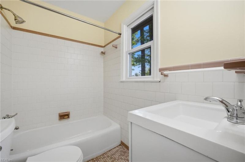 Photo 10 of 16 residential for sale in Newport News virginia