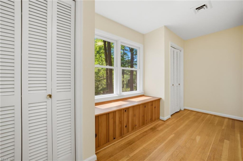 Photo 11 of 16 residential for sale in Newport News virginia