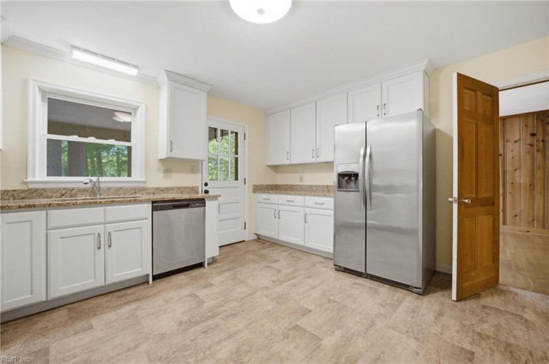 Photo 7 of 16 residential for sale in Newport News virginia