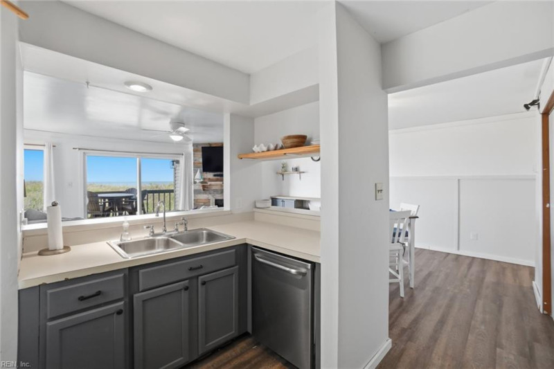 Photo 9 of 34 residential for sale in Norfolk virginia Photo 9 of 34 residential for sale in Norfolk virginia