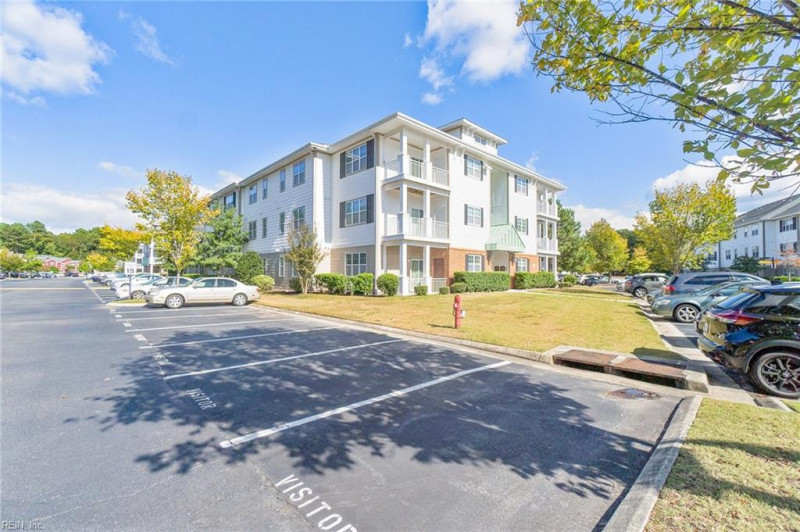 Photo 2 of 21 residential for sale in Chesapeake virginia