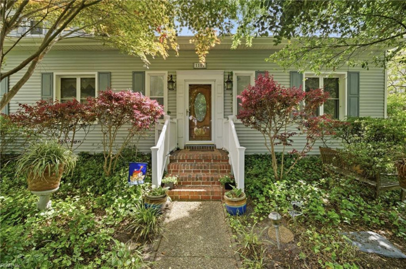 Photo 1 of 44 residential for sale in Norfolk virginia