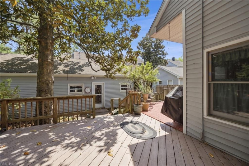 Photo 27 of 44 residential for sale in Norfolk virginia