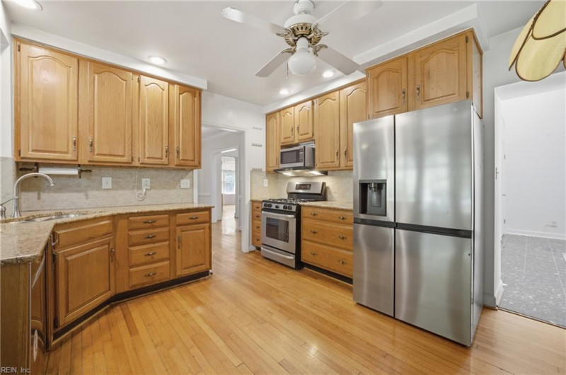 Photo 7 of 44 residential for sale in Norfolk virginia