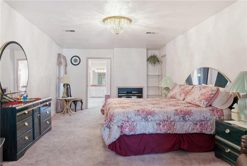 Photo 26 of 40 residential for sale in Norfolk virginia Photo 26 of 40 residential for sale in Norfolk virginia