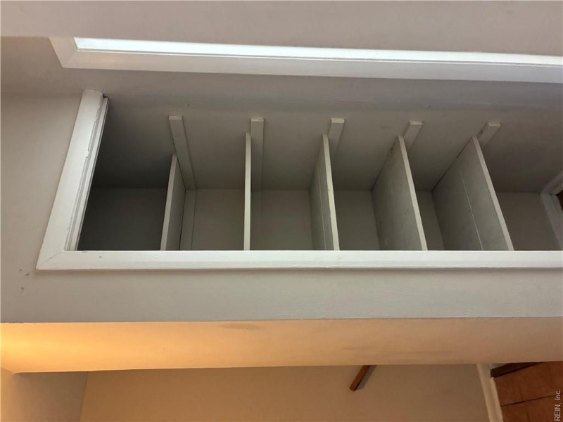 Photo 18 of 19 residential for sale in Chesapeake virginia