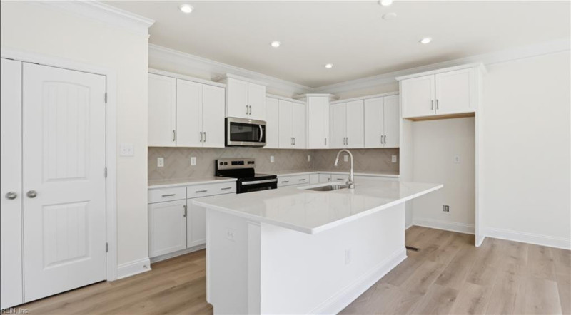 Photo 13 of 50 residential for sale in Gloucester County virginia