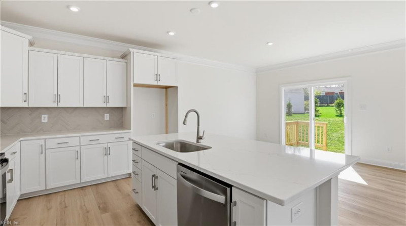 Photo 16 of 50 residential for sale in Gloucester County virginia