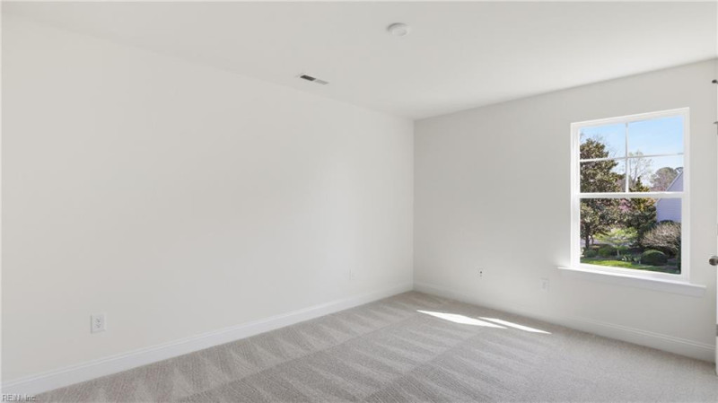 Photo 18 of 50 residential for sale in Gloucester County virginia