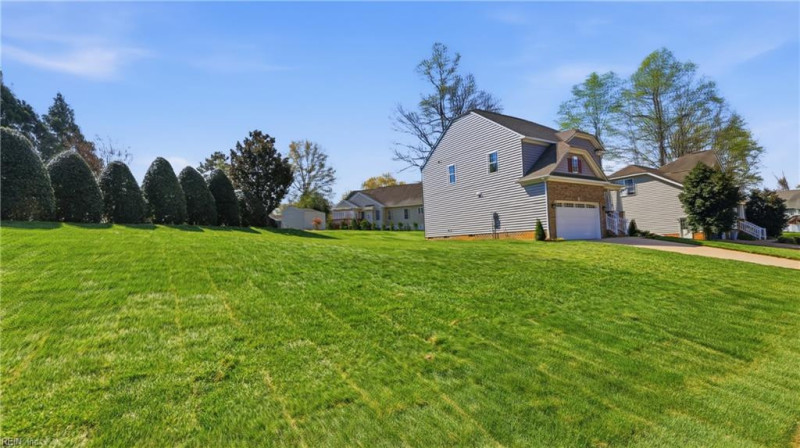Photo 46 of 50 residential for sale in Gloucester County virginia