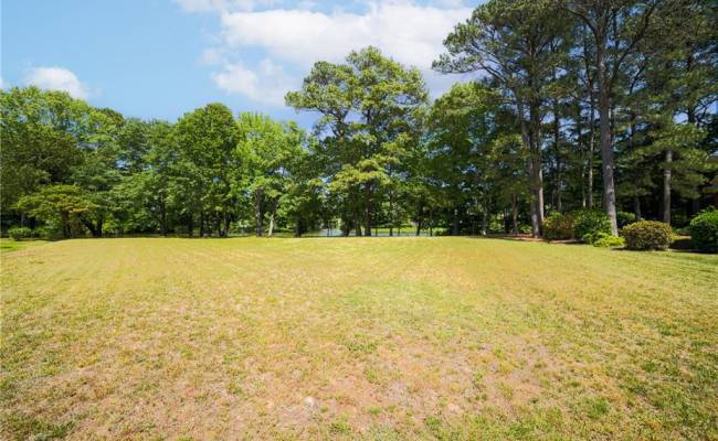 2035 Foxs Lair Trail, Norfolk, VA 23518
