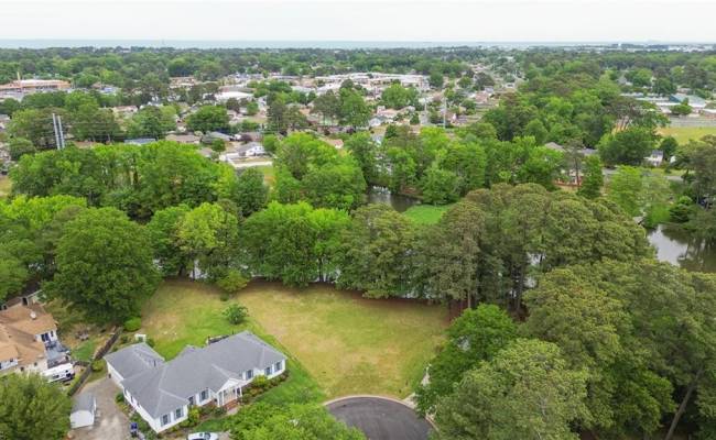 2035 Foxs Lair Trail, Norfolk, VA 23518