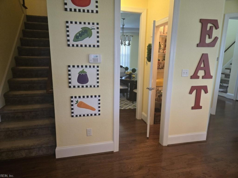 Photo 18 of 48 residential for sale in Suffolk virginia