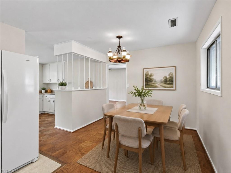 Photo 11 of 41 residential for sale in Suffolk virginia
