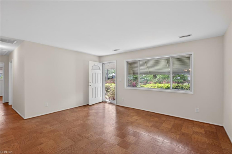 Photo 2 of 41 residential for sale in Suffolk virginia