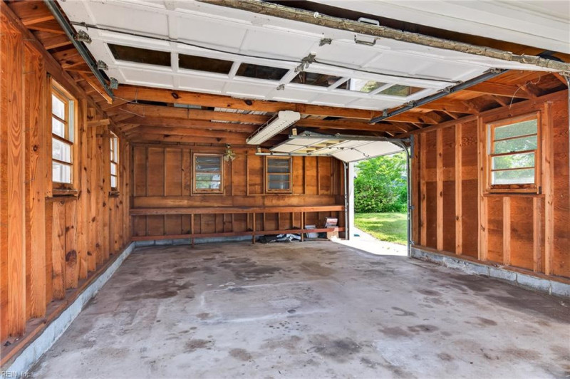 Photo 30 of 41 residential for sale in Suffolk virginia