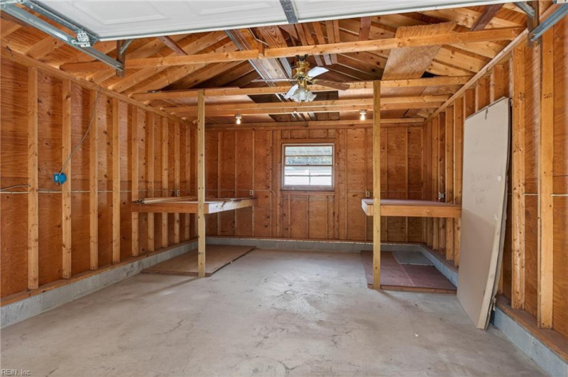 Photo 33 of 41 residential for sale in Suffolk virginia