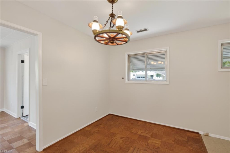 Photo 9 of 41 residential for sale in Suffolk virginia