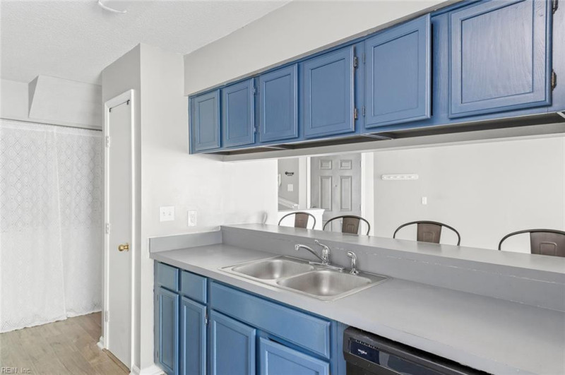 Photo 10 of 50 residential for sale in Newport News virginia Photo 10 of 50 residential for sale in Newport News virginia