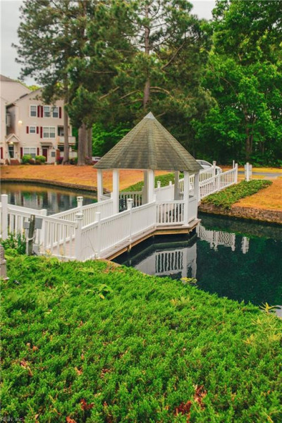 Photo 12 of 18 residential for sale in Newport News virginia