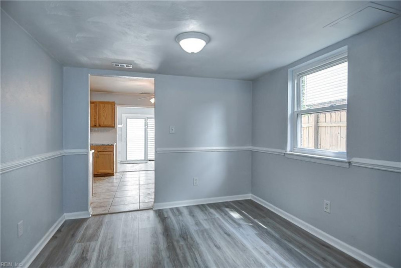 Photo 12 of 25 residential for sale in Norfolk virginia Photo 12 of 25 residential for sale in Norfolk virginia