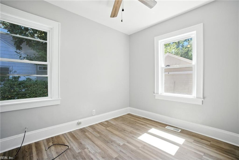 Photo 16 of 30 residential for sale in Norfolk virginia