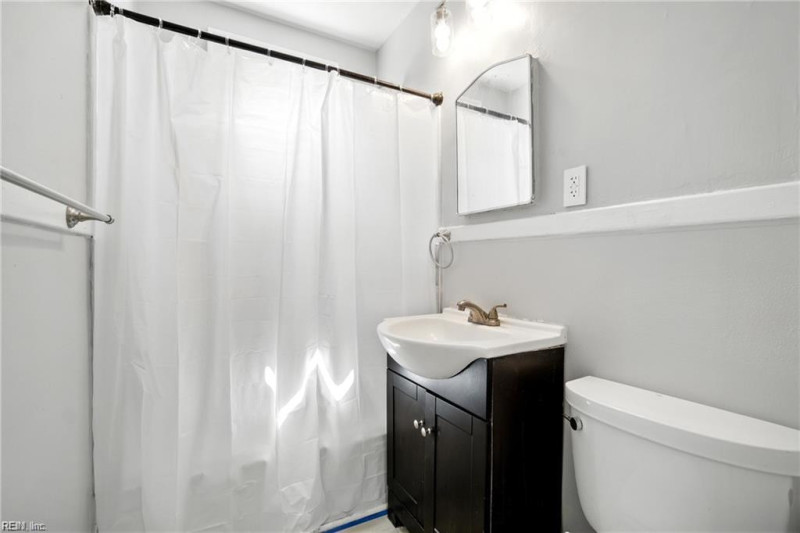 Photo 18 of 30 residential for sale in Norfolk virginia