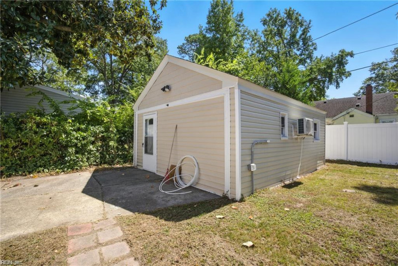 Photo 21 of 30 residential for sale in Norfolk virginia