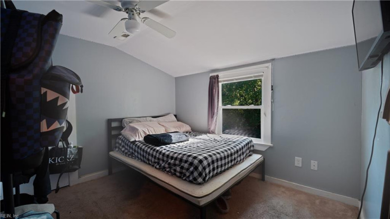 Photo 14 of 27 residential for sale in Hampton virginia