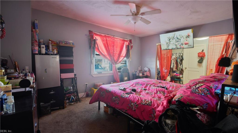 Photo 19 of 27 residential for sale in Hampton virginia