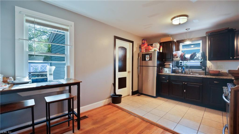 Photo 5 of 27 residential for sale in Hampton virginia