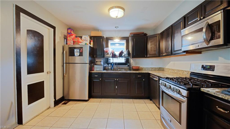 Photo 6 of 27 residential for sale in Hampton virginia