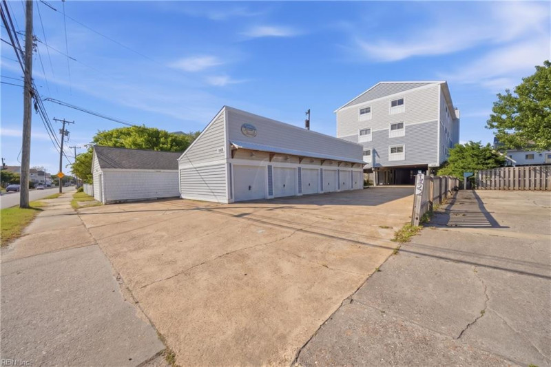 Photo 37 of 47 residential for sale in Norfolk virginia Photo 37 of 47 residential for sale in Norfolk virginia