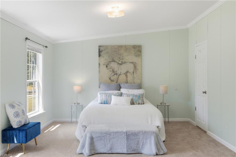 Photo 16 of 46 residential for sale in Middlesex County virginia