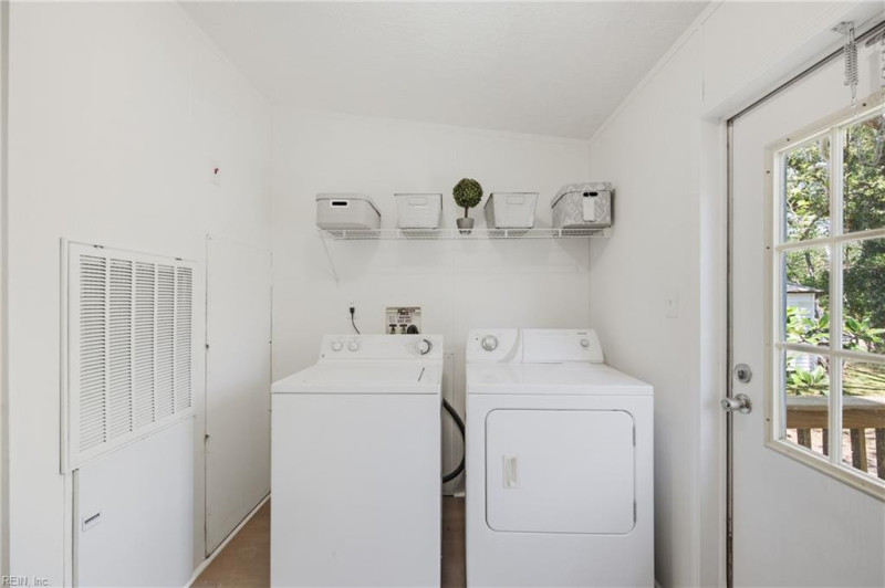Photo 30 of 46 residential for sale in Middlesex County virginia